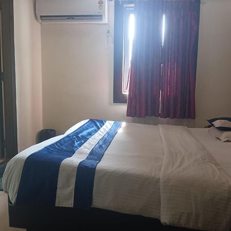 Hotel Presidency Inn 콜카타 외부 사진